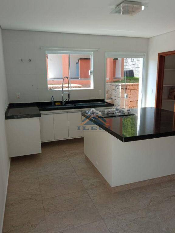 Casa de Condomínio à venda e aluguel com 3 quartos, 250m² - Foto 7
