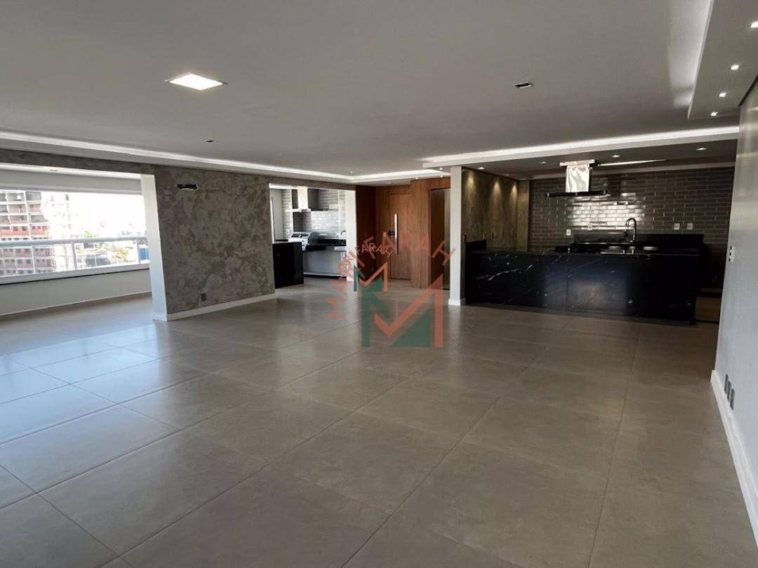 Apartamento à venda com 4 quartos, 330m² - Foto 3
