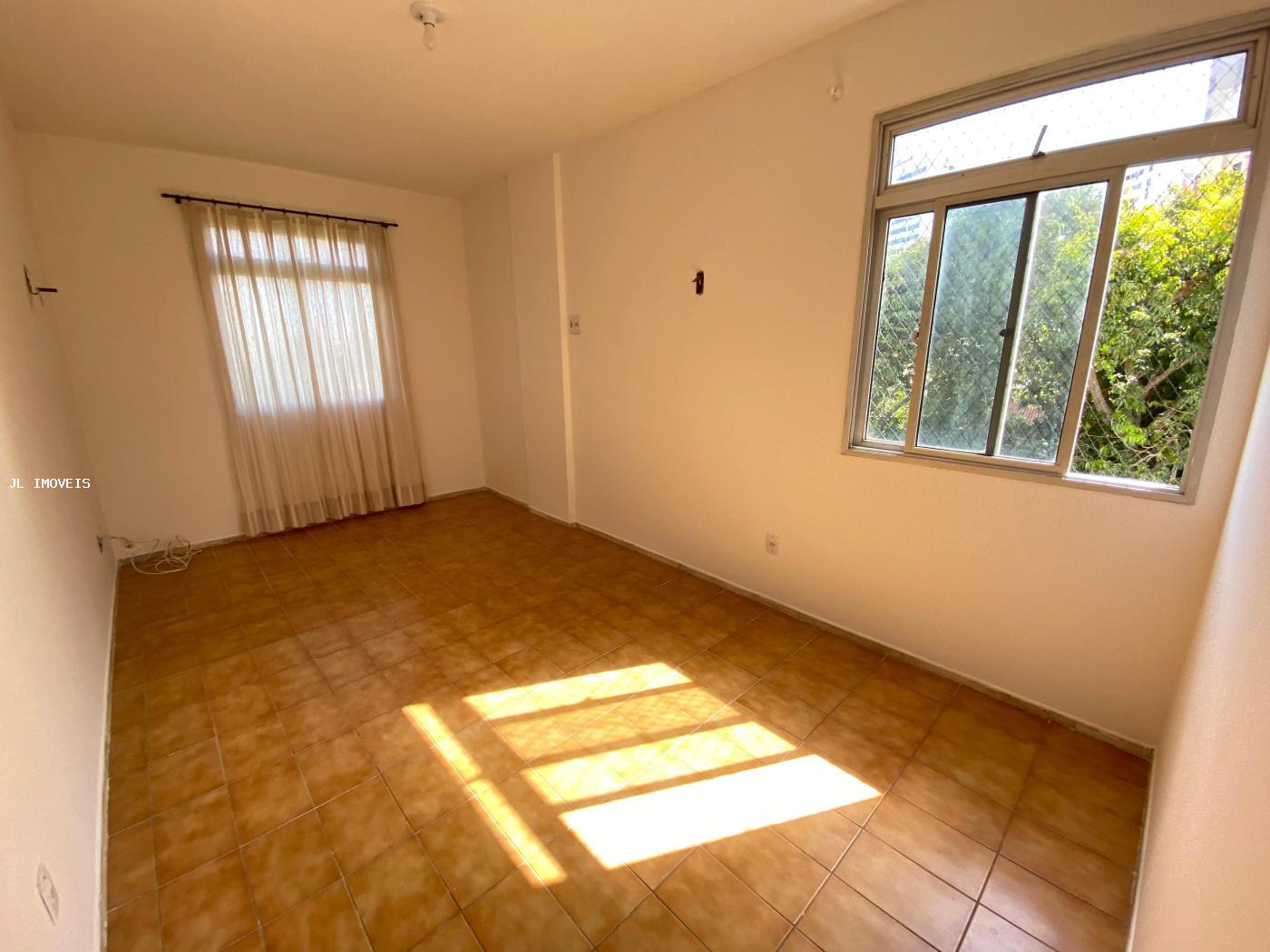 Apartamento à venda com 3 quartos, 187m² - Foto 17