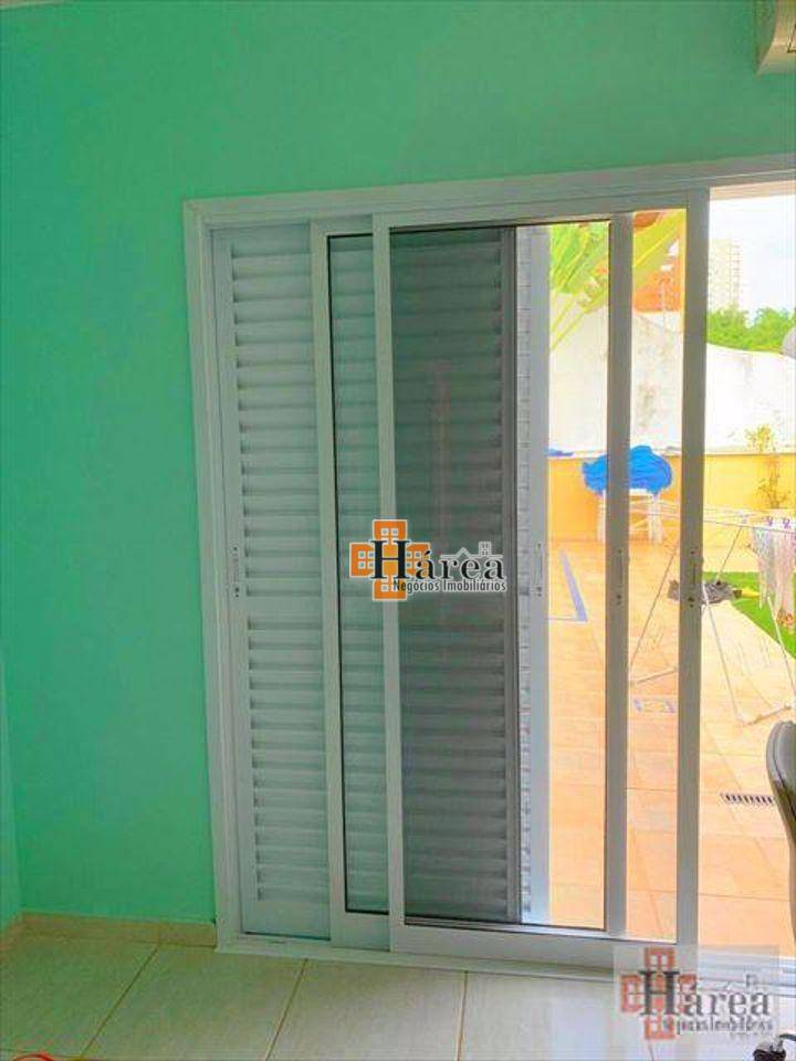 Casa para alugar com 3 quartos, 300m² - Foto 31