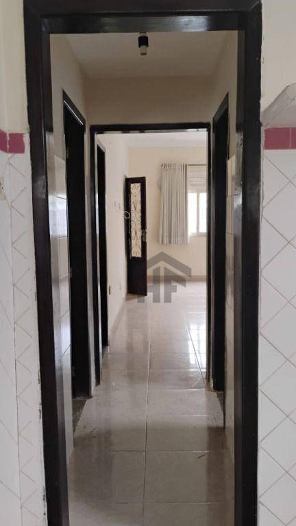 Casa à venda com 6 quartos, 180m² - Foto 11