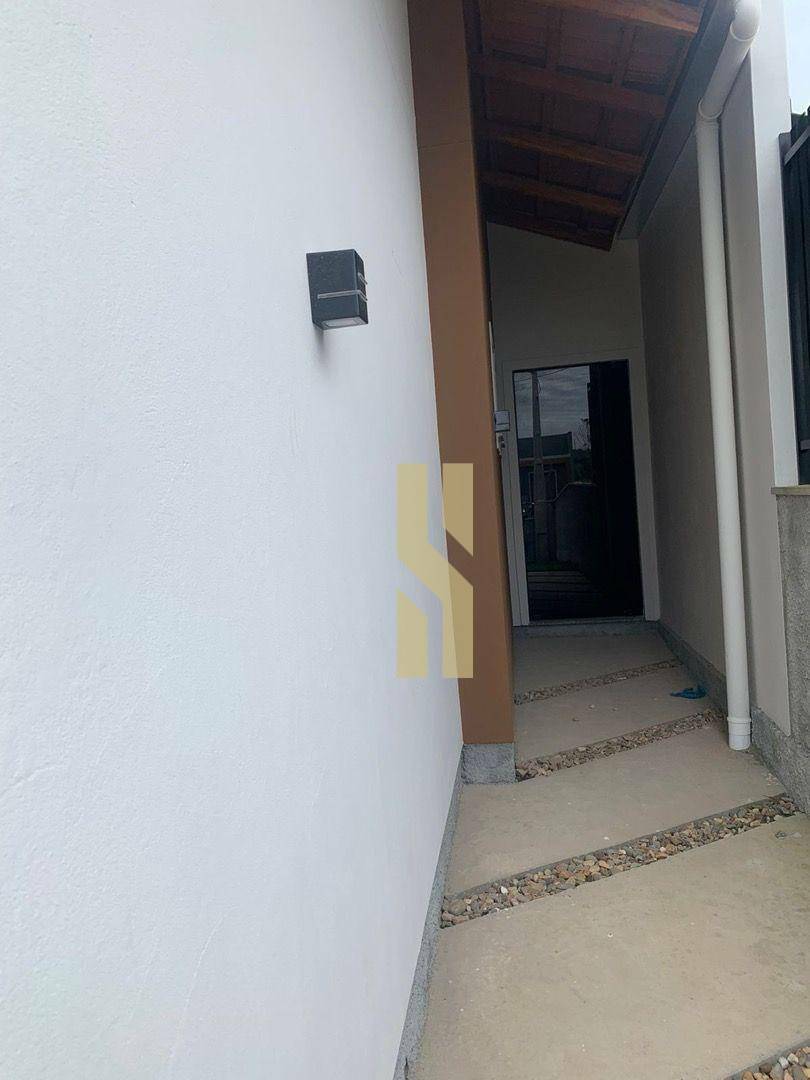 Casa à venda com 3 quartos, 69m² - Foto 11