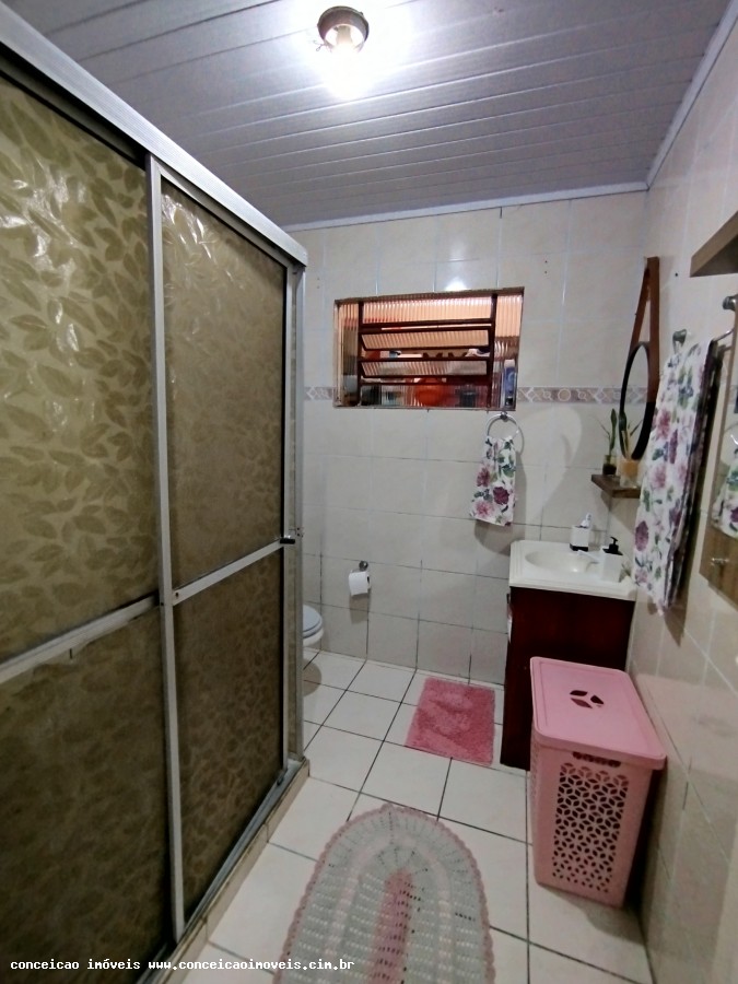 Casa à venda com 3 quartos, 77m² - Foto 13