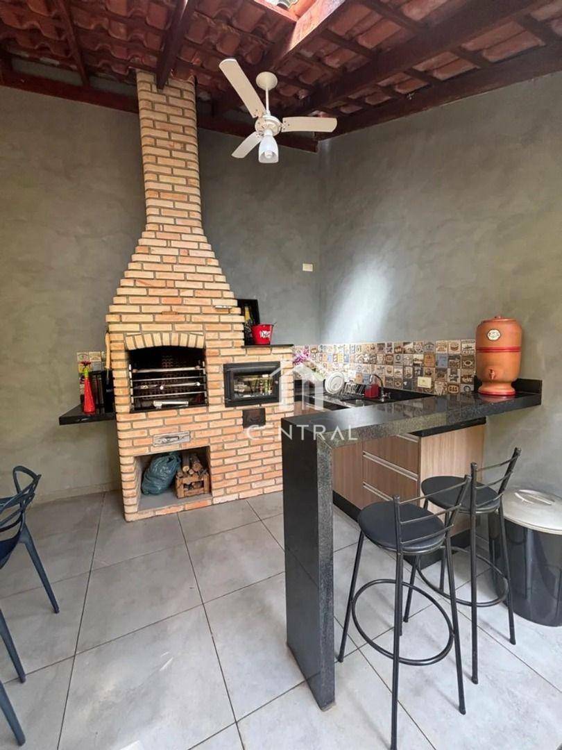 Casa à venda com 3 quartos, 100m² - Foto 9