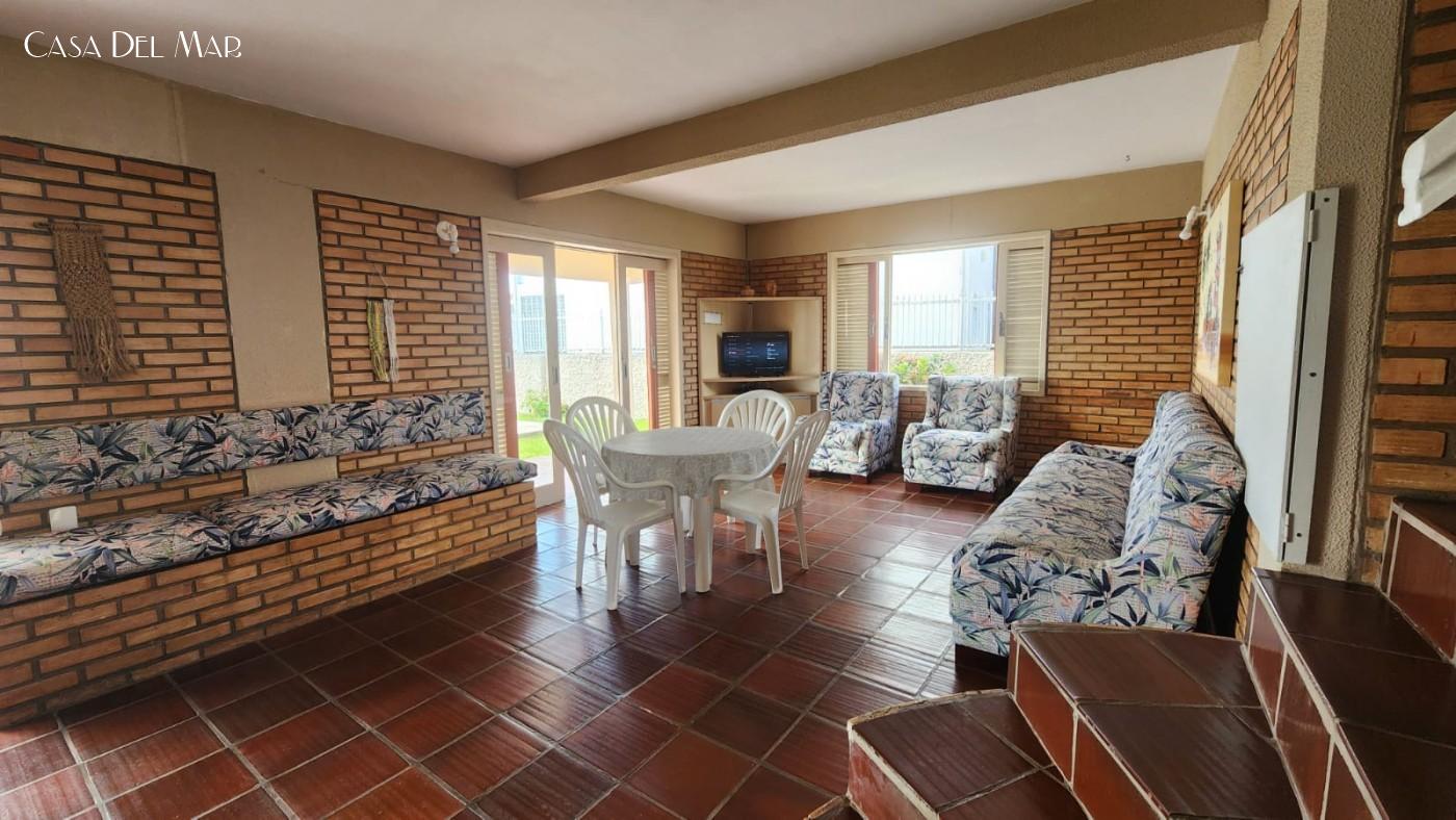 Casa à venda com 7 quartos, 340m² - Foto 23