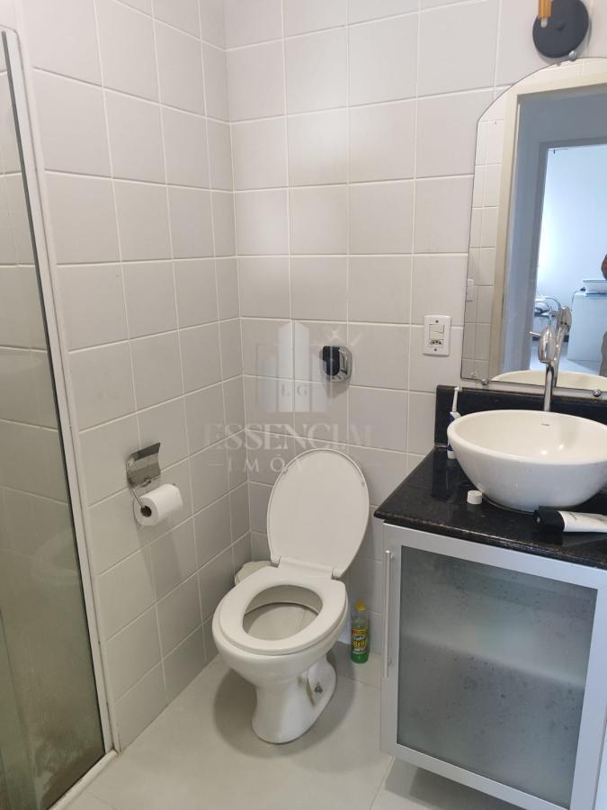 Apartamento à venda com 2 quartos, 70m² - Foto 22