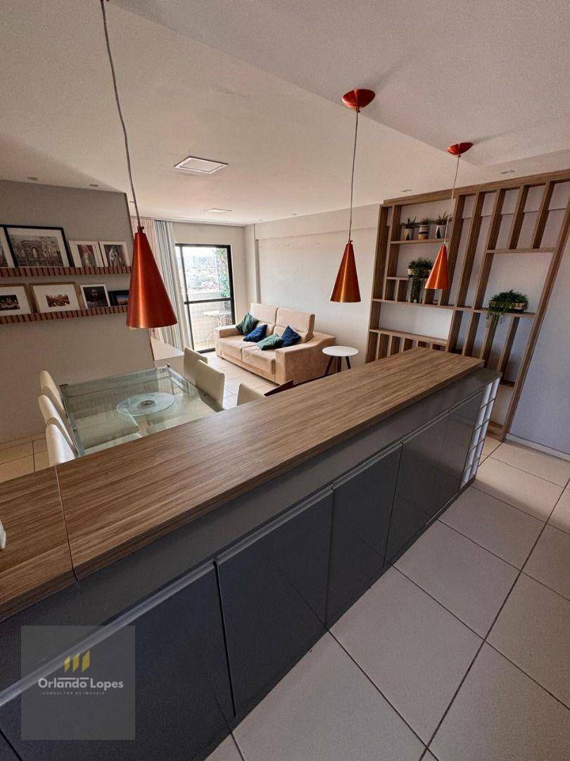 Apartamento para alugar com 3 quartos, 79m² - Foto 2