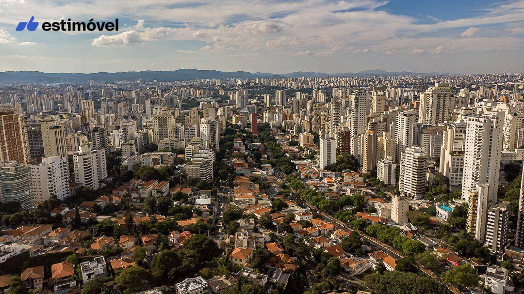 Casa à venda com 3 quartos, 320m² - Foto 7