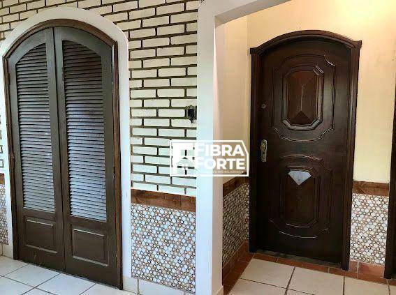 Casa para alugar com 9 quartos, 1100m² - Foto 34