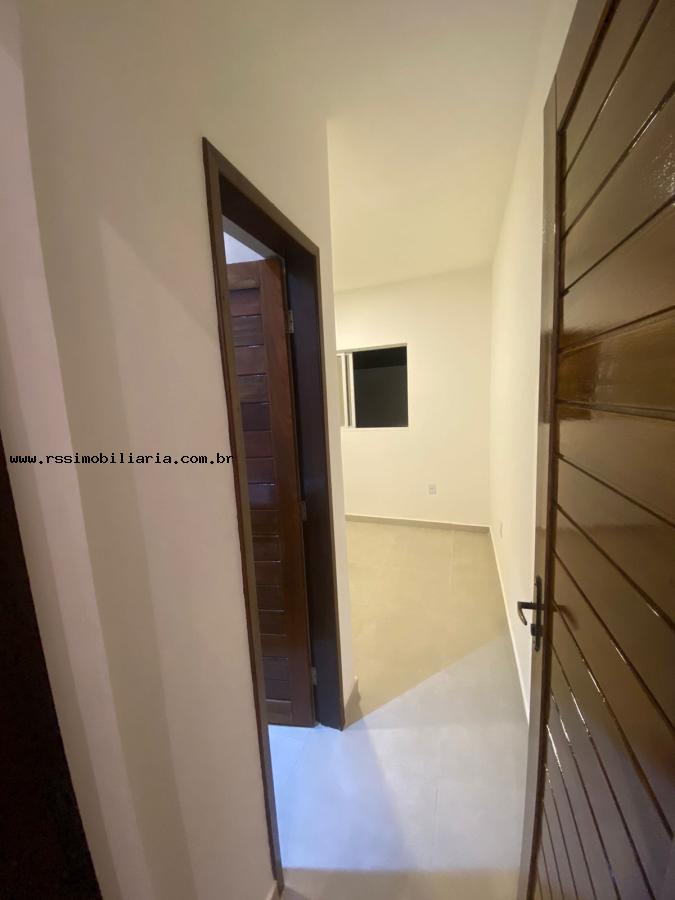 Casa à venda com 2 quartos, 56m² - Foto 9