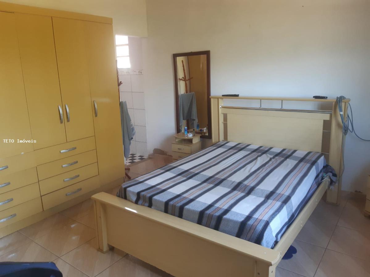 Sítio à venda com 2 quartos, 1000m² - Foto 37