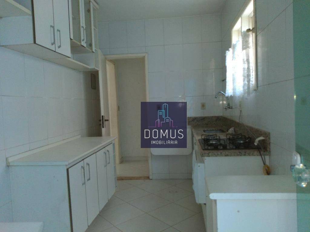Casa para alugar com 2 quartos, 120m² - Foto 14