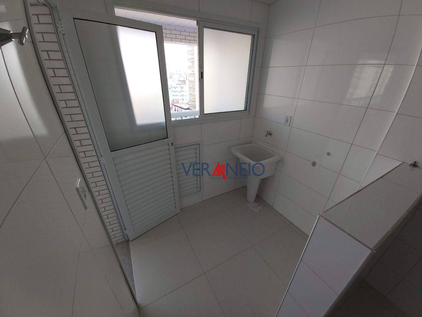 Apartamento para alugar com 3 quartos, 121m² - Foto 9