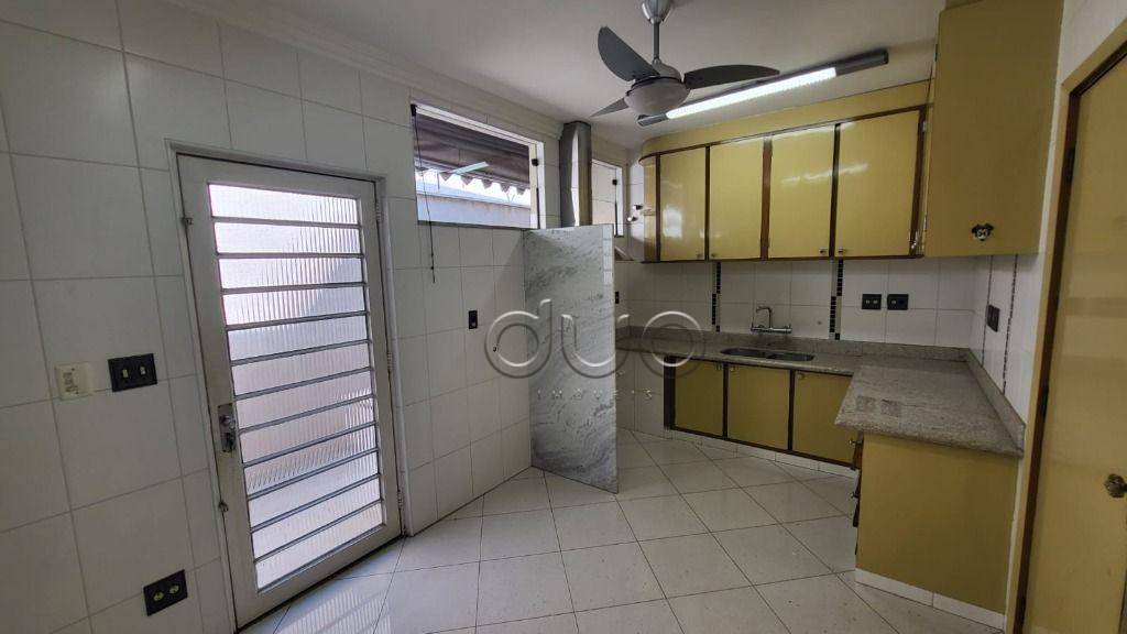 Casa para alugar com 7 quartos, 382m² - Foto 10