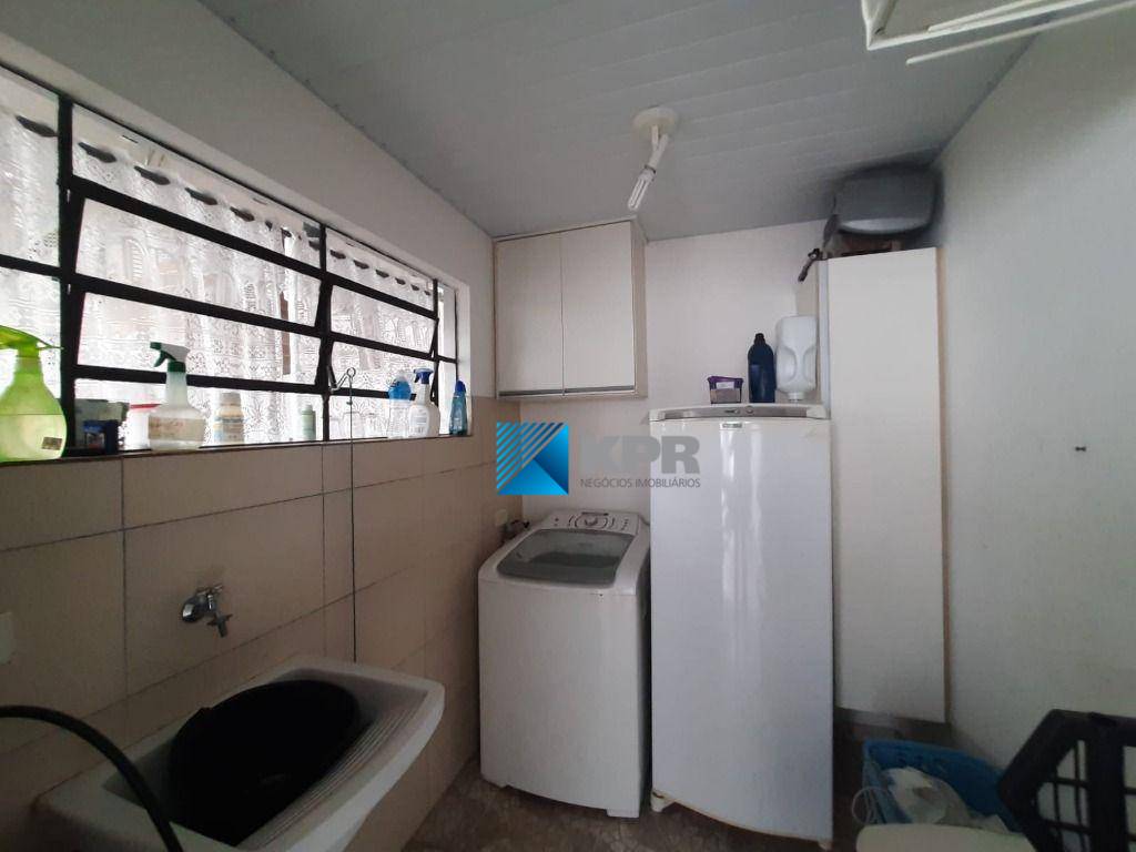 Casa à venda com 3 quartos, 224m² - Foto 3