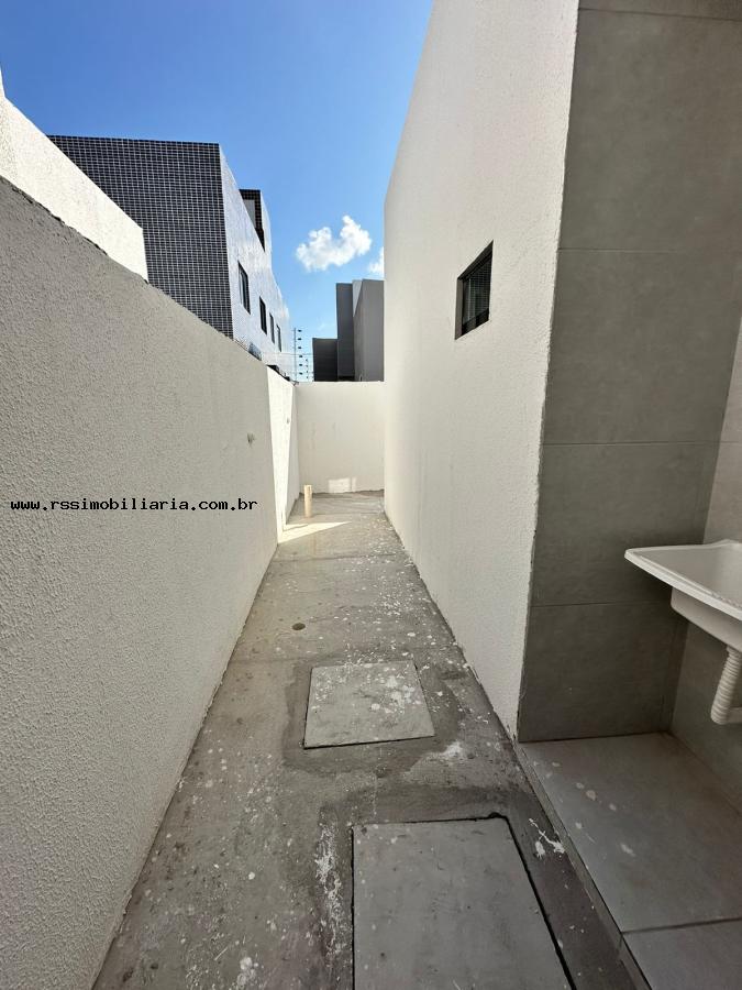Casa à venda com 2 quartos, 56m² - Foto 12