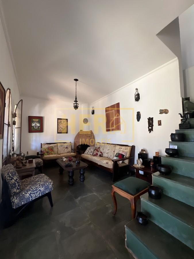 Chácara à venda com 3 quartos, 300m² - Foto 2