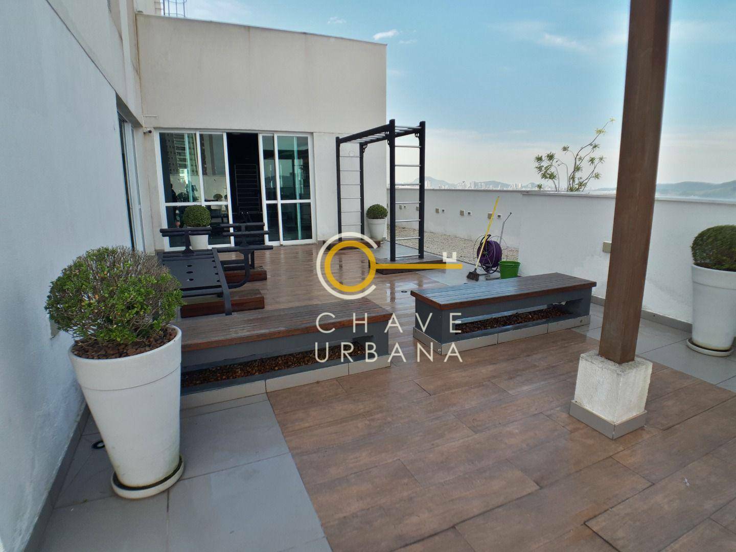 Apartamento para alugar com 2 quartos, 66m² - Foto 27