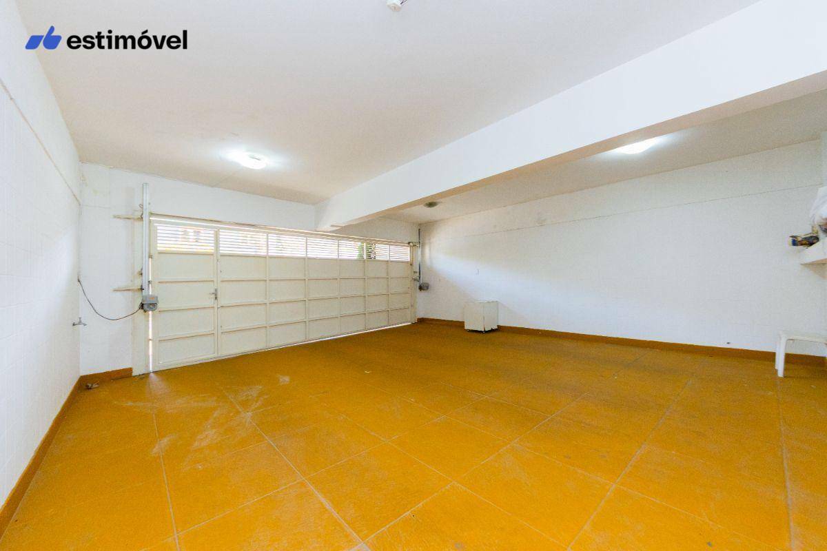 Casa à venda com 3 quartos, 384m² - Foto 28