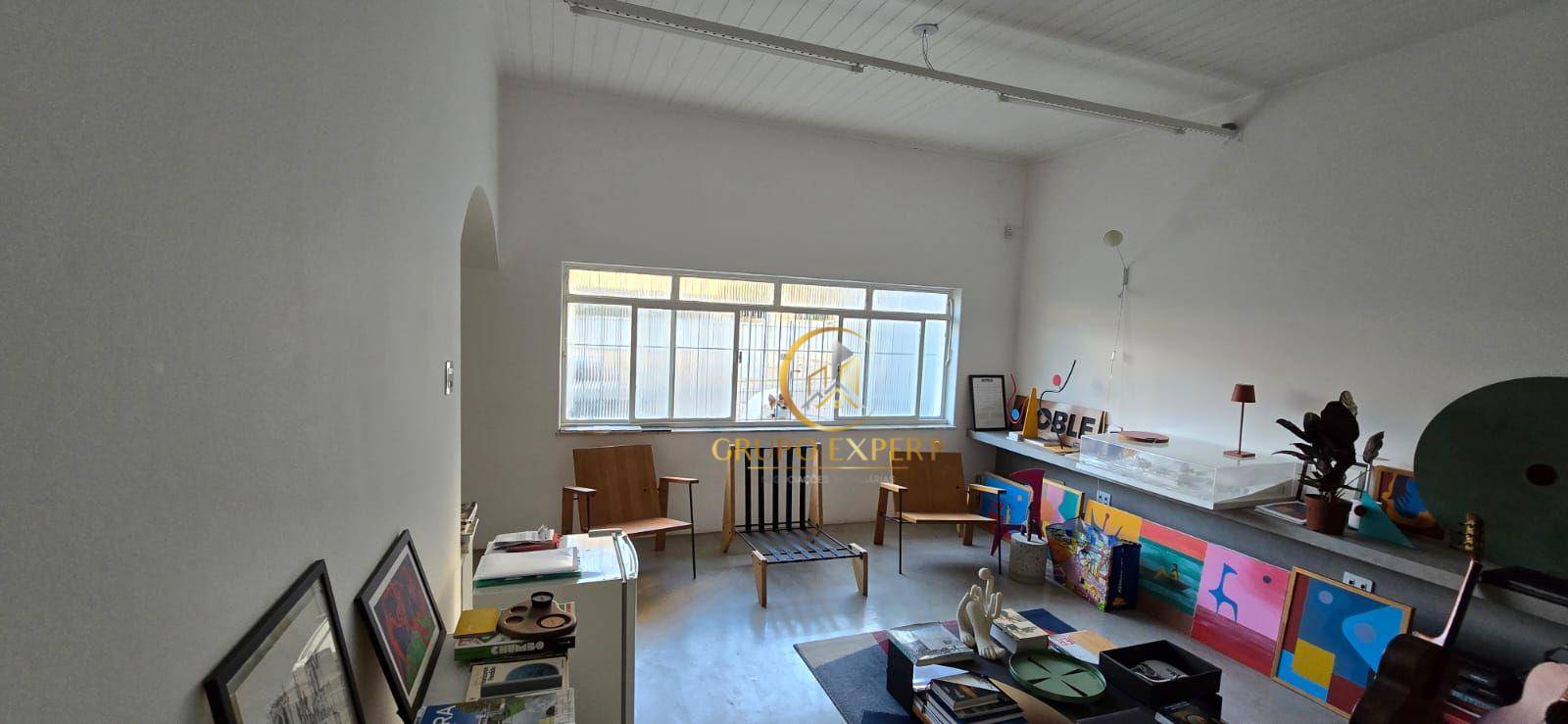 Casa para alugar com 1 quarto, 140m² - Foto 14