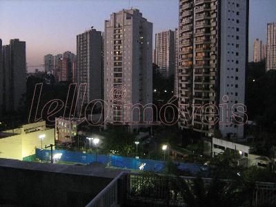 Apartamento para alugar com 4 quartos, 250m² - Foto 31