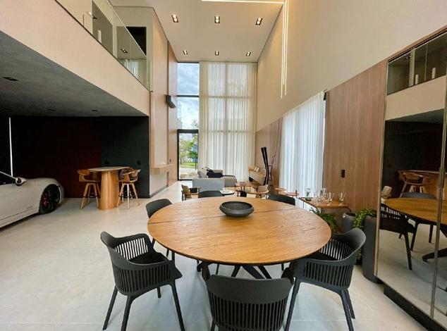 Casa de Condomínio à venda com 4 quartos, 329m² - Foto 1