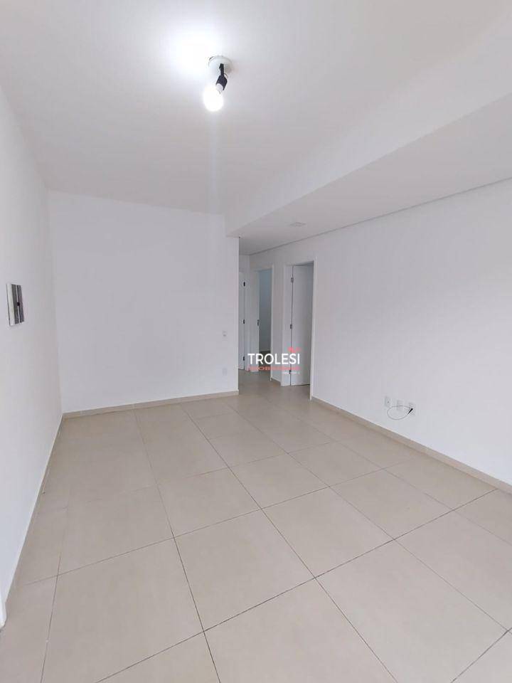 Apartamento para alugar com 3 quartos, 125m² - Foto 13