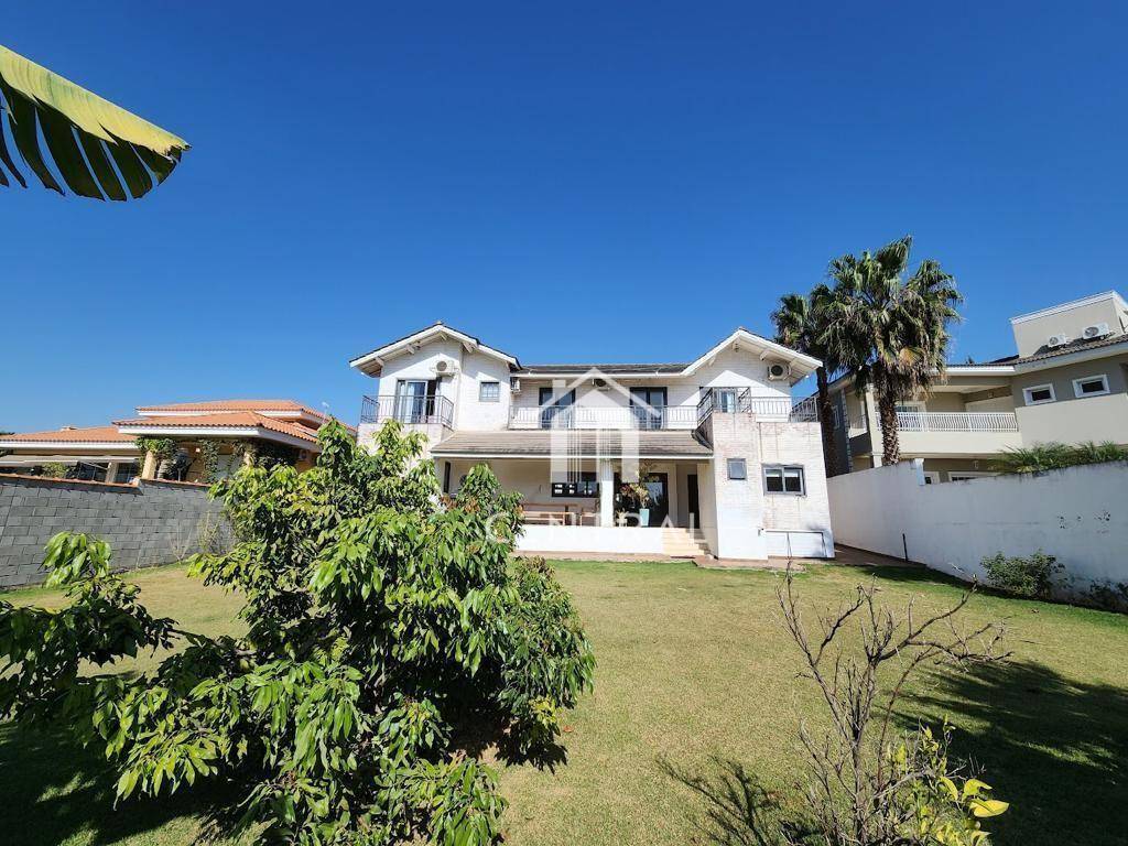 Casa de Condomínio à venda e aluguel com 6 quartos, 450m² - Foto 1