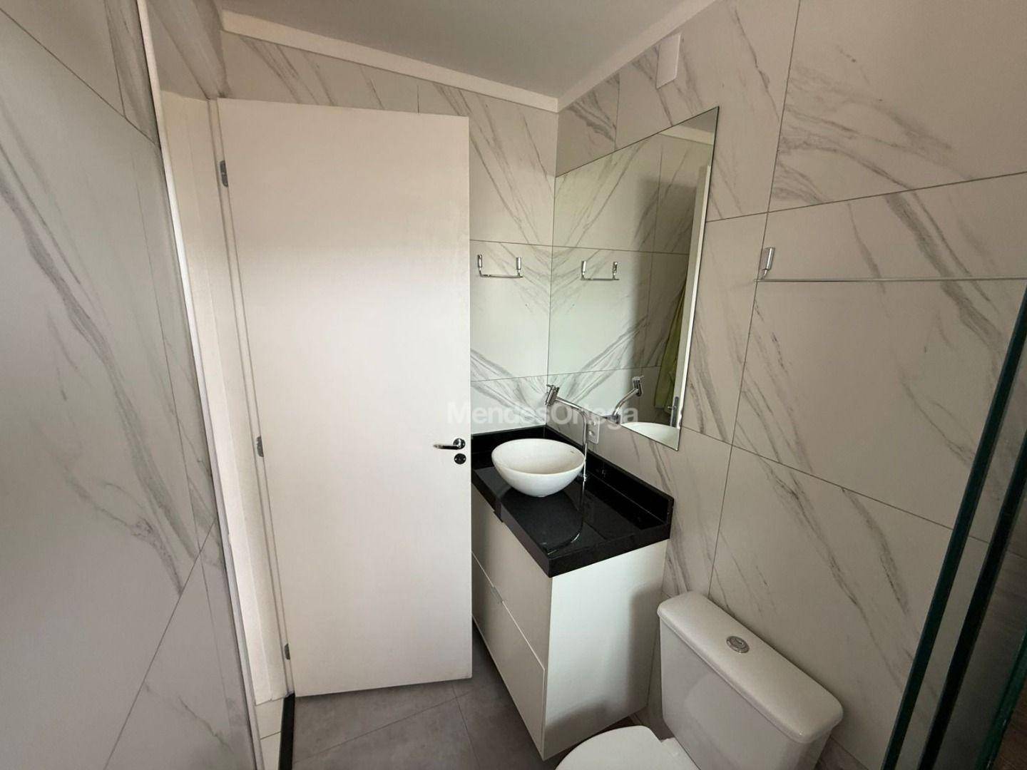 Apartamento para alugar com 2 quartos, 58m² - Foto 11