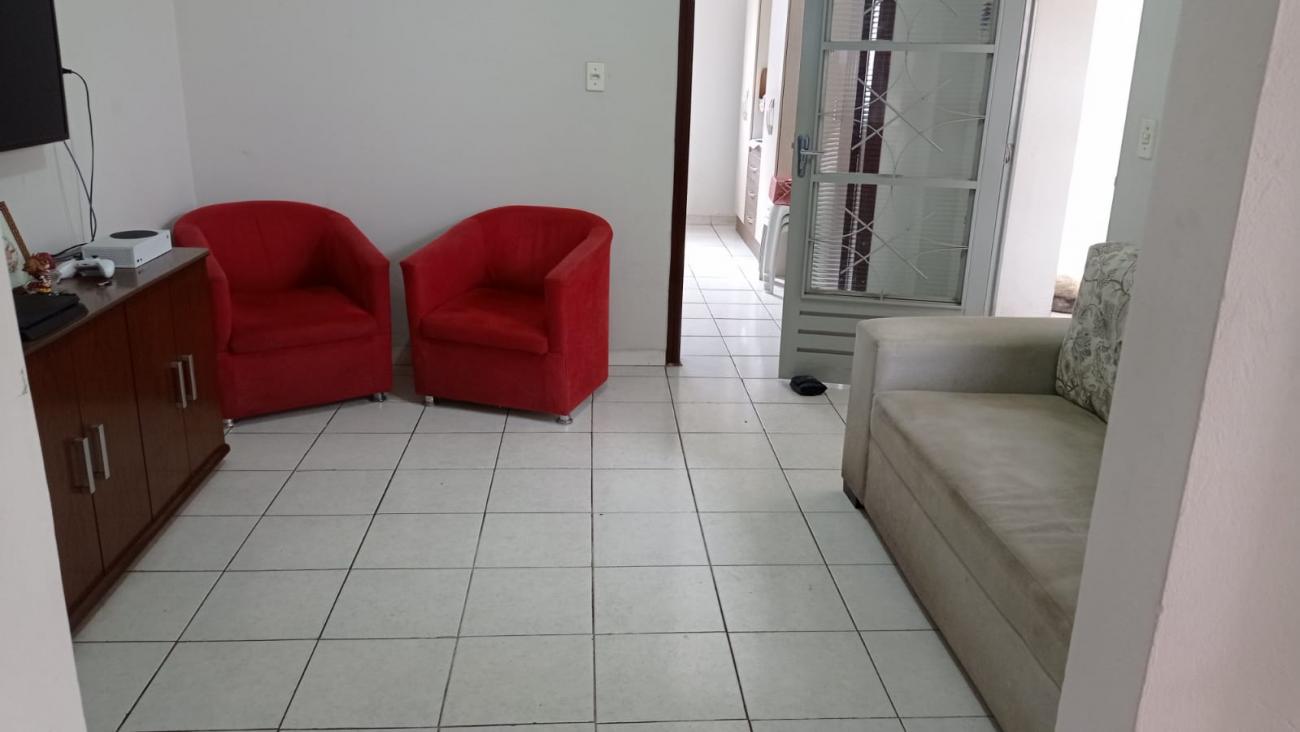 Casa à venda com 2 quartos, 96m² - Foto 2