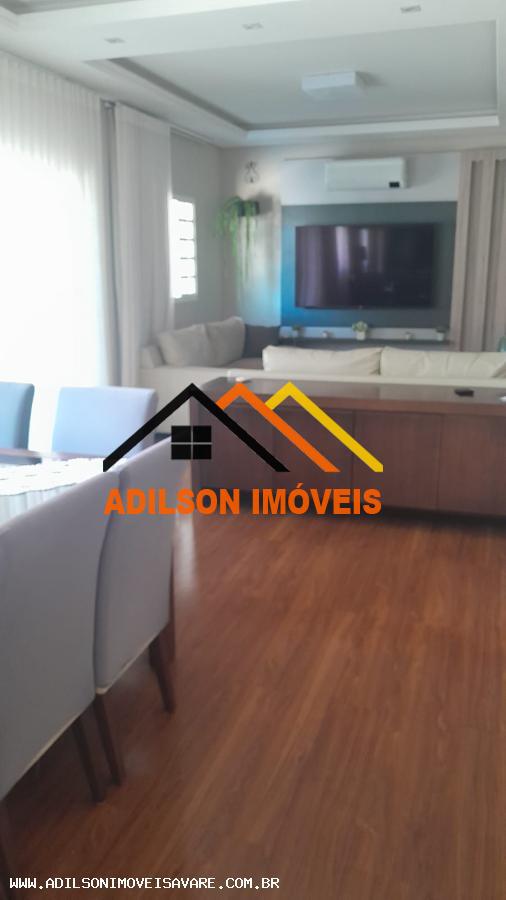 Casa à venda com 3 quartos, 180m² - Foto 4