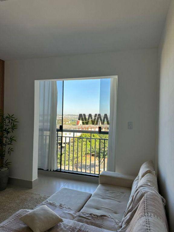 Apartamento à venda com 3 quartos, 74m² - Foto 4