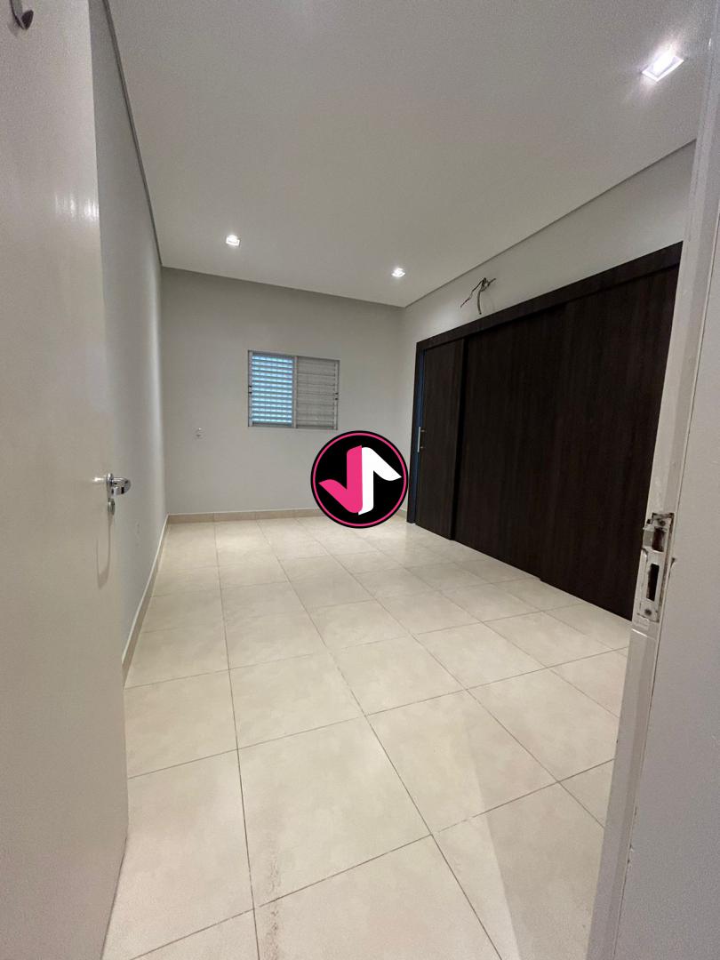 Casa à venda com 3 quartos, 210m² - Foto 10