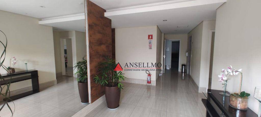 Apartamento à venda com 3 quartos, 83m² - Foto 35