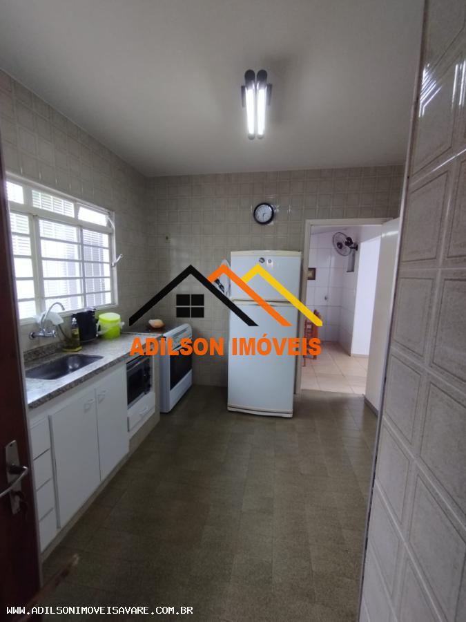 Casa à venda com 3 quartos, 158m² - Foto 6
