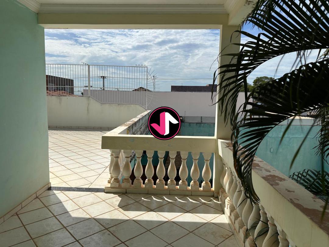 Casa à venda com 4 quartos, 249m² - Foto 8
