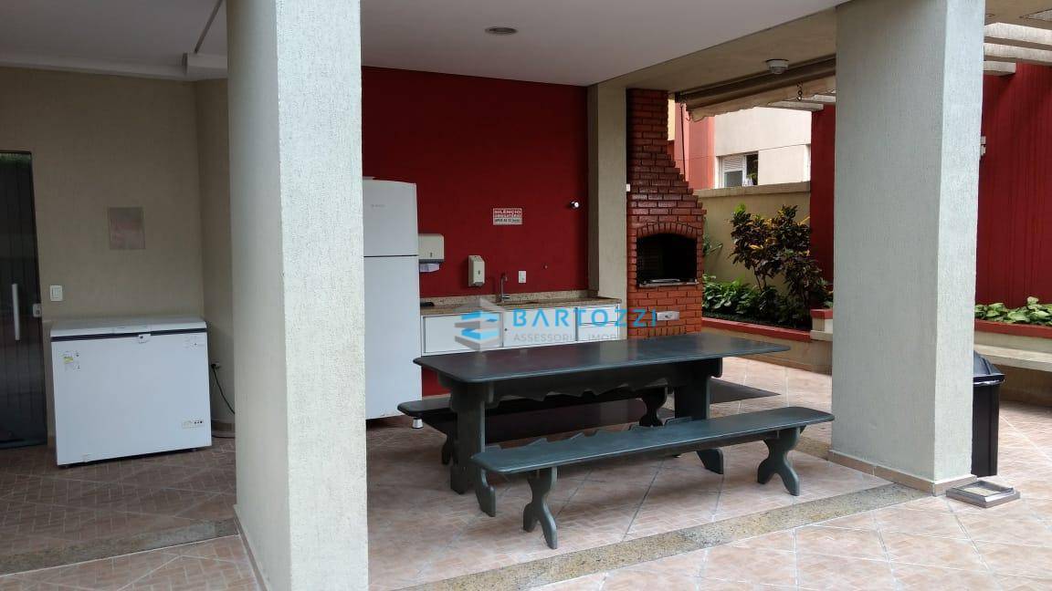 Apartamento à venda com 2 quartos, 70m² - Foto 19