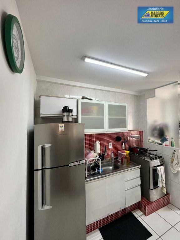Apartamento à venda com 2 quartos, 50m² - Foto 2