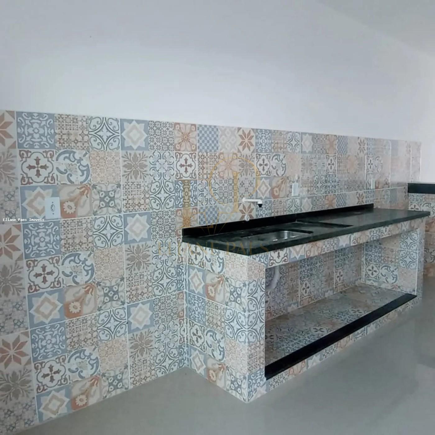 Casa à venda com 2 quartos, 200m² - Foto 8
