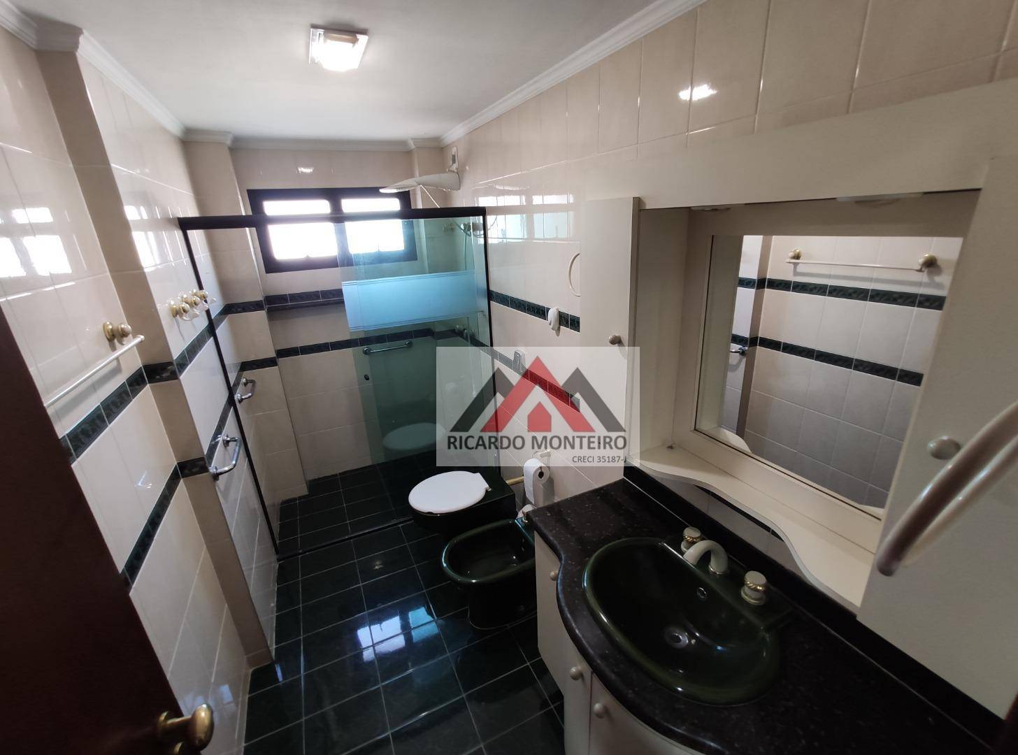Apartamento à venda e aluguel com 4 quartos, 180m² - Foto 15