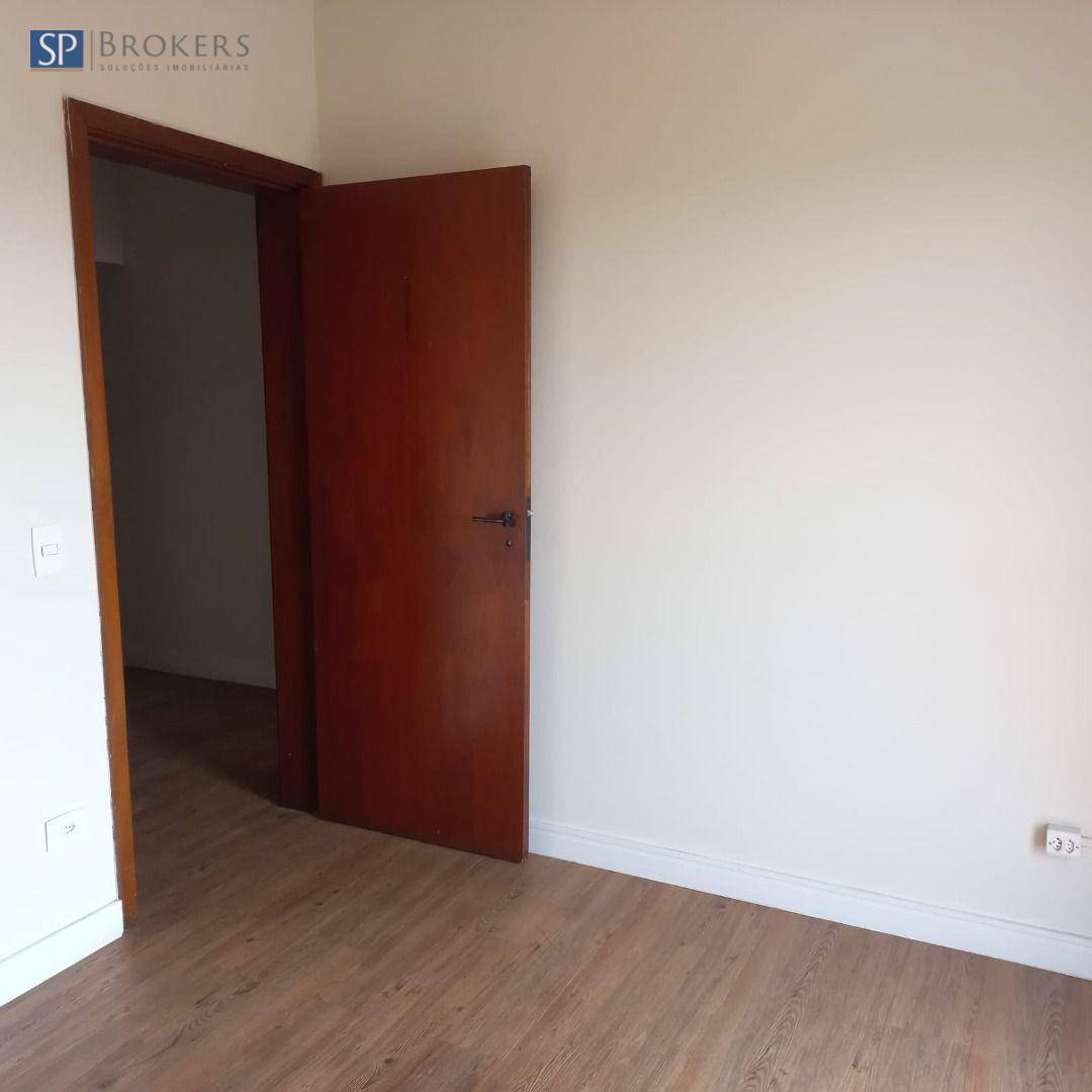 Apartamento para alugar com 3 quartos, 185m² - Foto 29