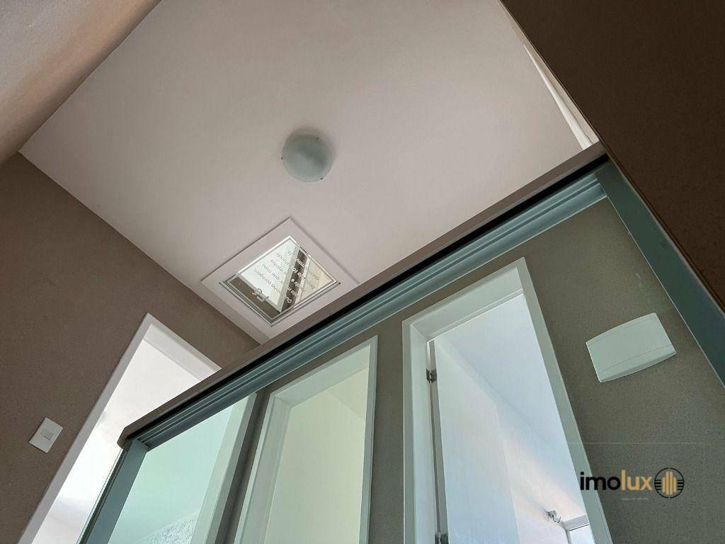 Casa à venda com 3 quartos, 180m² - Foto 12