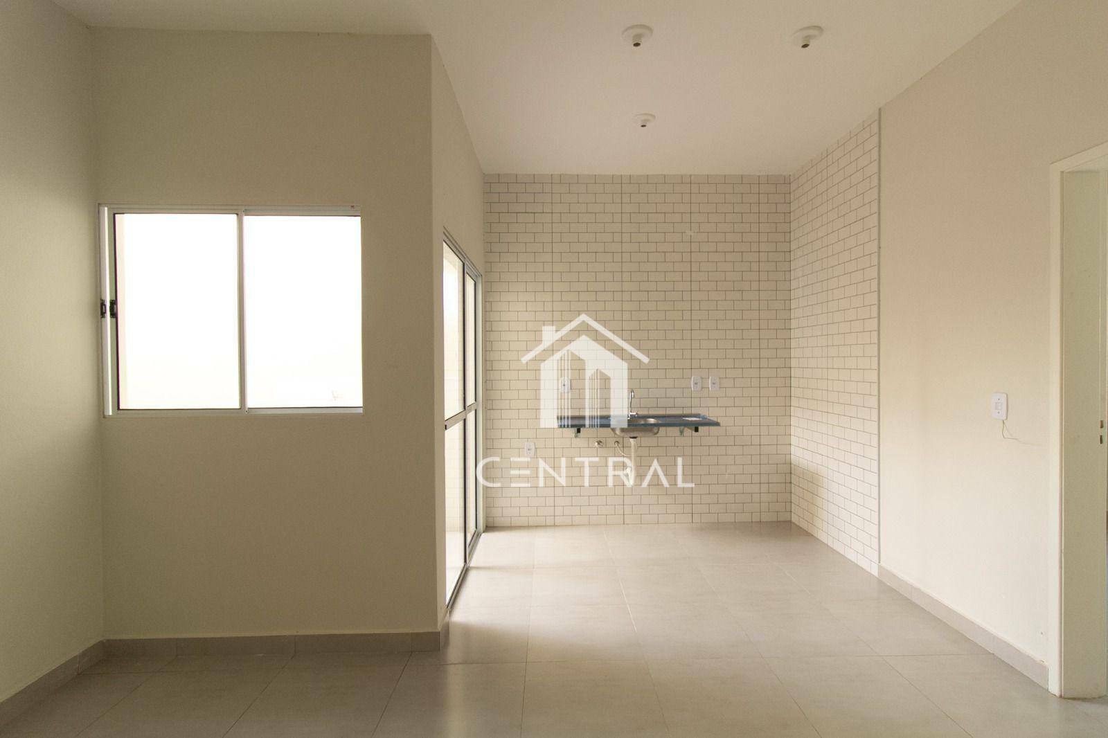Casa à venda com 2 quartos, 60m² - Foto 18