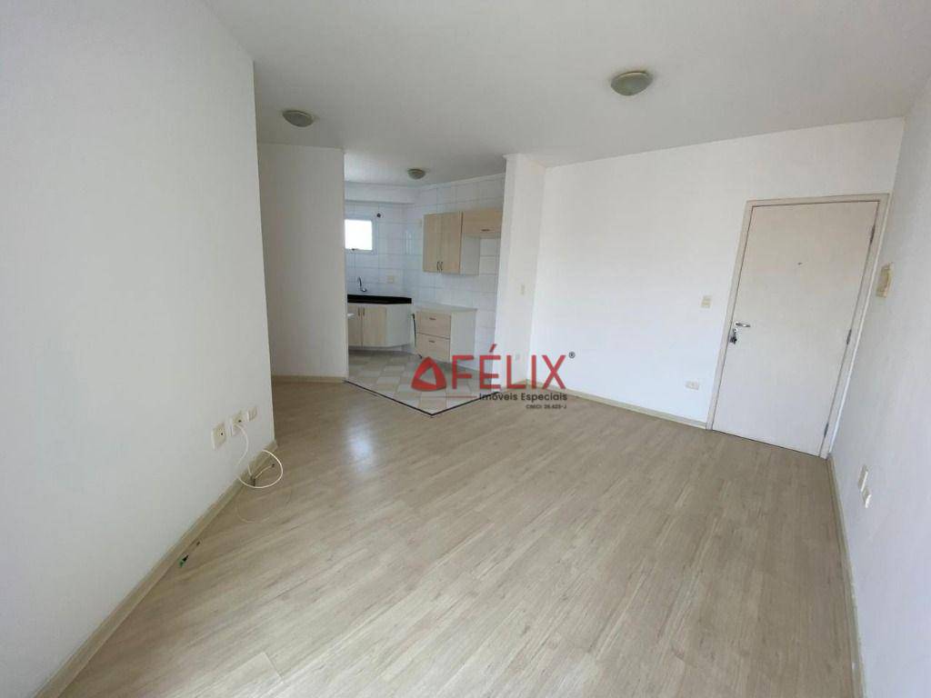 Apartamento à venda com 2 quartos, 63m² - Foto 1