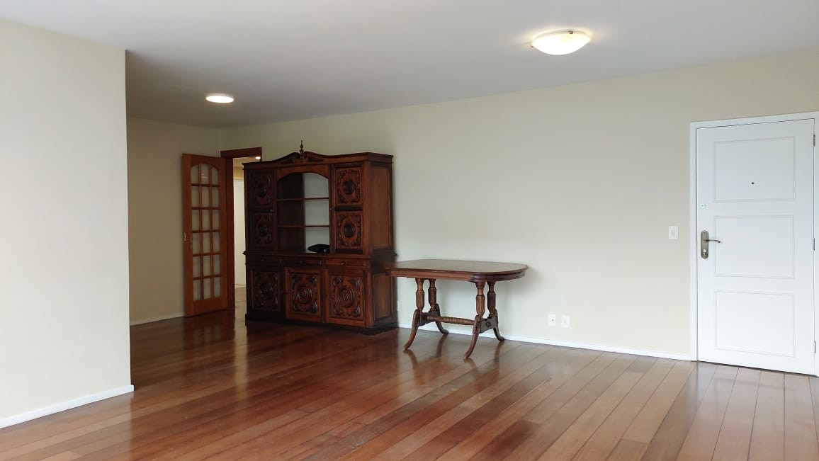 Apartamento à venda com 4 quartos, 160m² - Foto 3