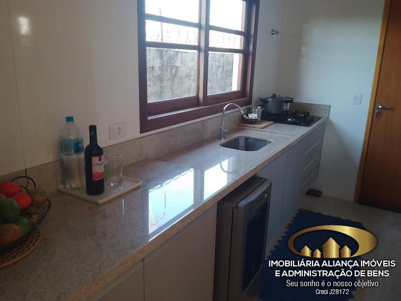 Chácara à venda com 3 quartos, 1000m² - Foto 13