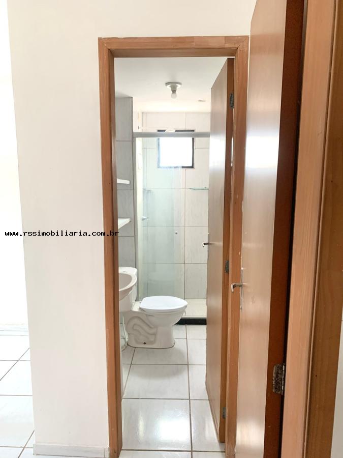 Apartamento à venda com 2 quartos, 65m² - Foto 19