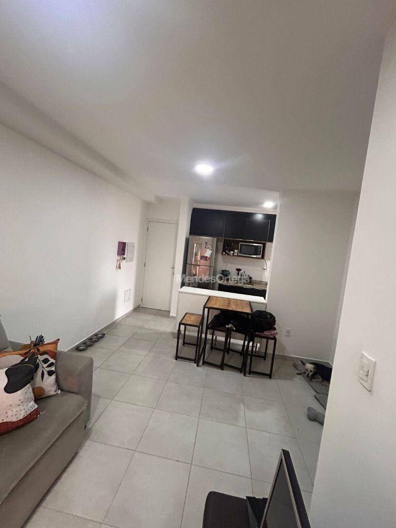 Apartamento à venda com 2 quartos, 61m² - Foto 3