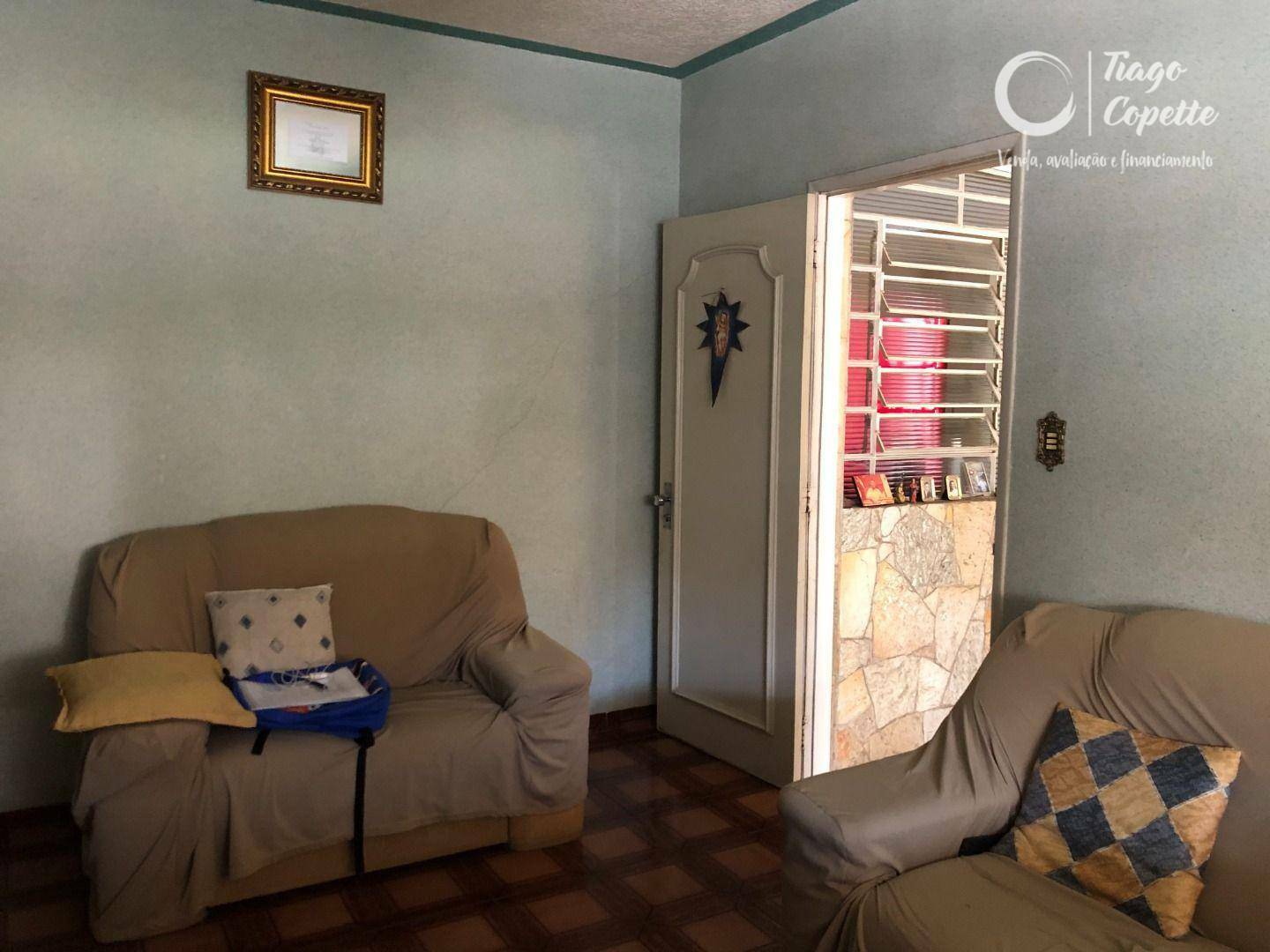Casa à venda com 4 quartos, 242m² - Foto 3