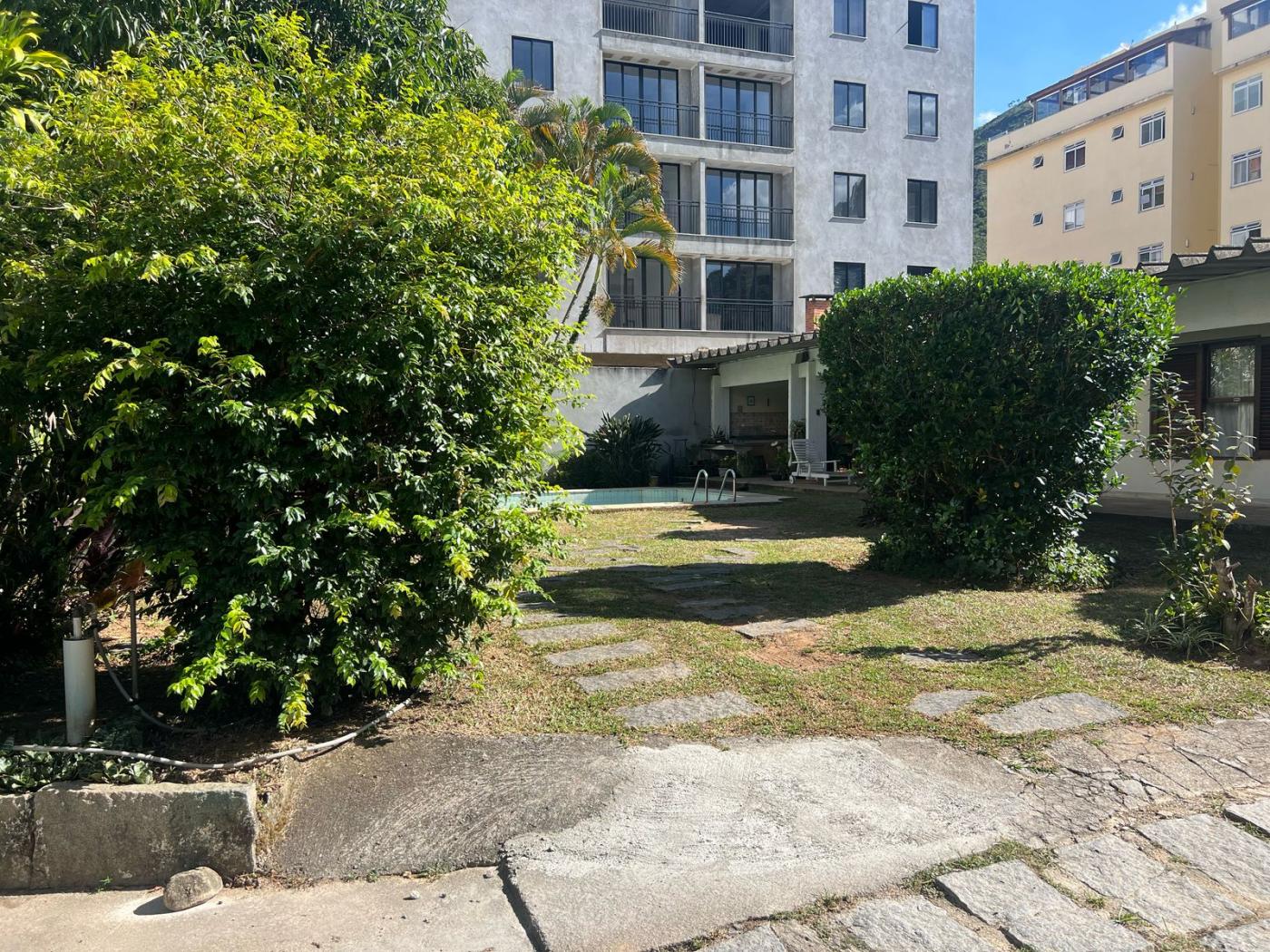 Casa à venda com 4 quartos, 181m² - Foto 5